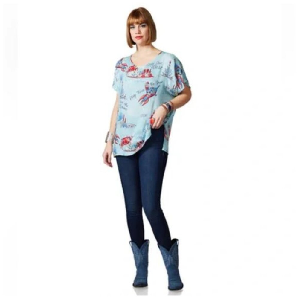 Double D Ranch NWT Women's Light Blue OVER THE MOON Future Poncho Top, Large